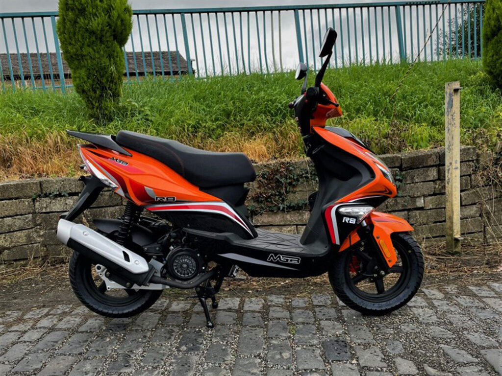 R8 125cc